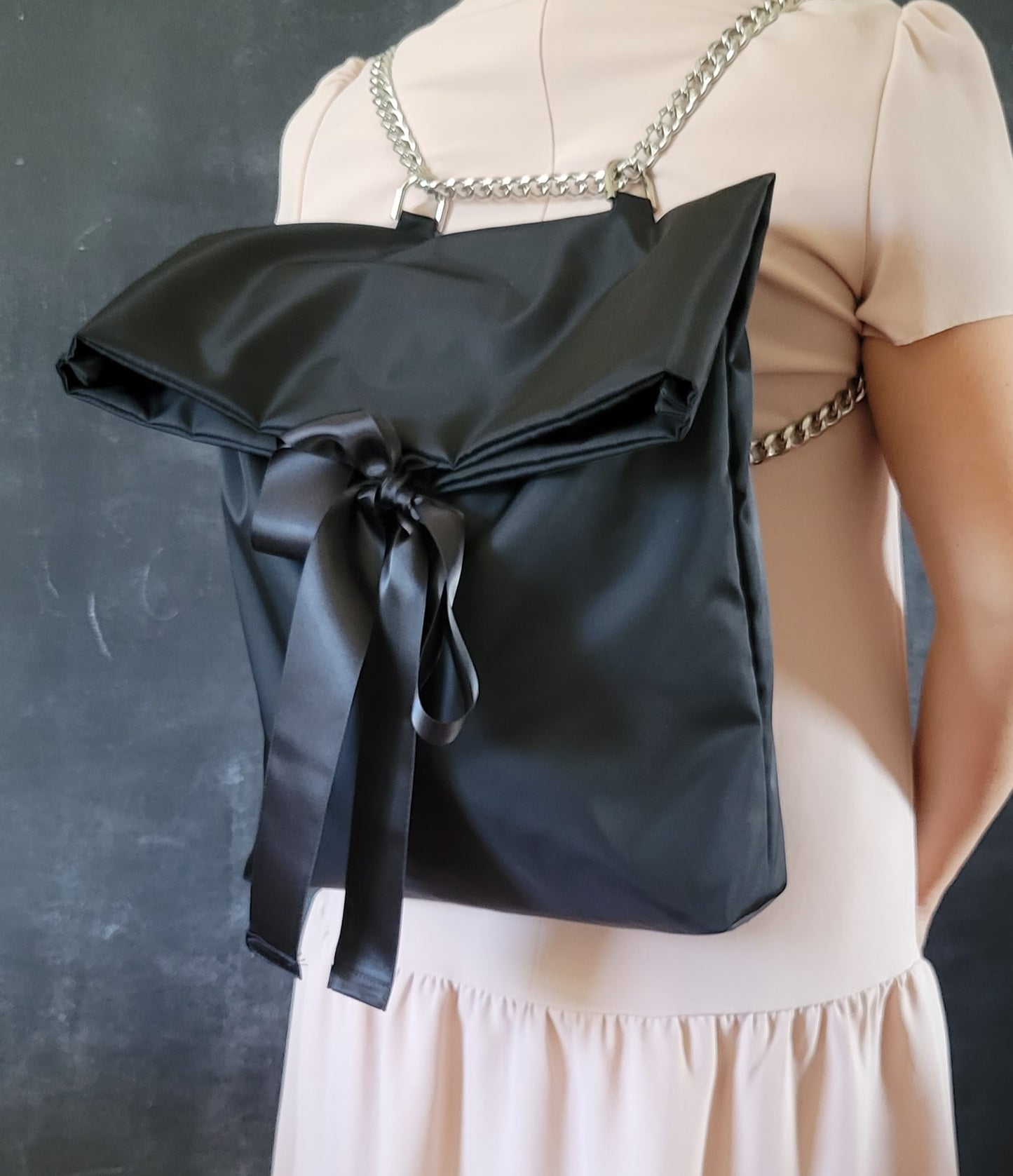 The Raven – Convertible Tote Bag / Backpack