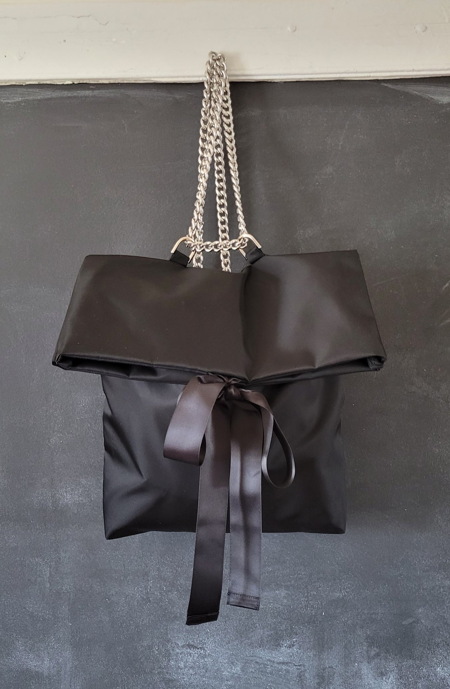 The Raven – Convertible Tote Bag / Backpack